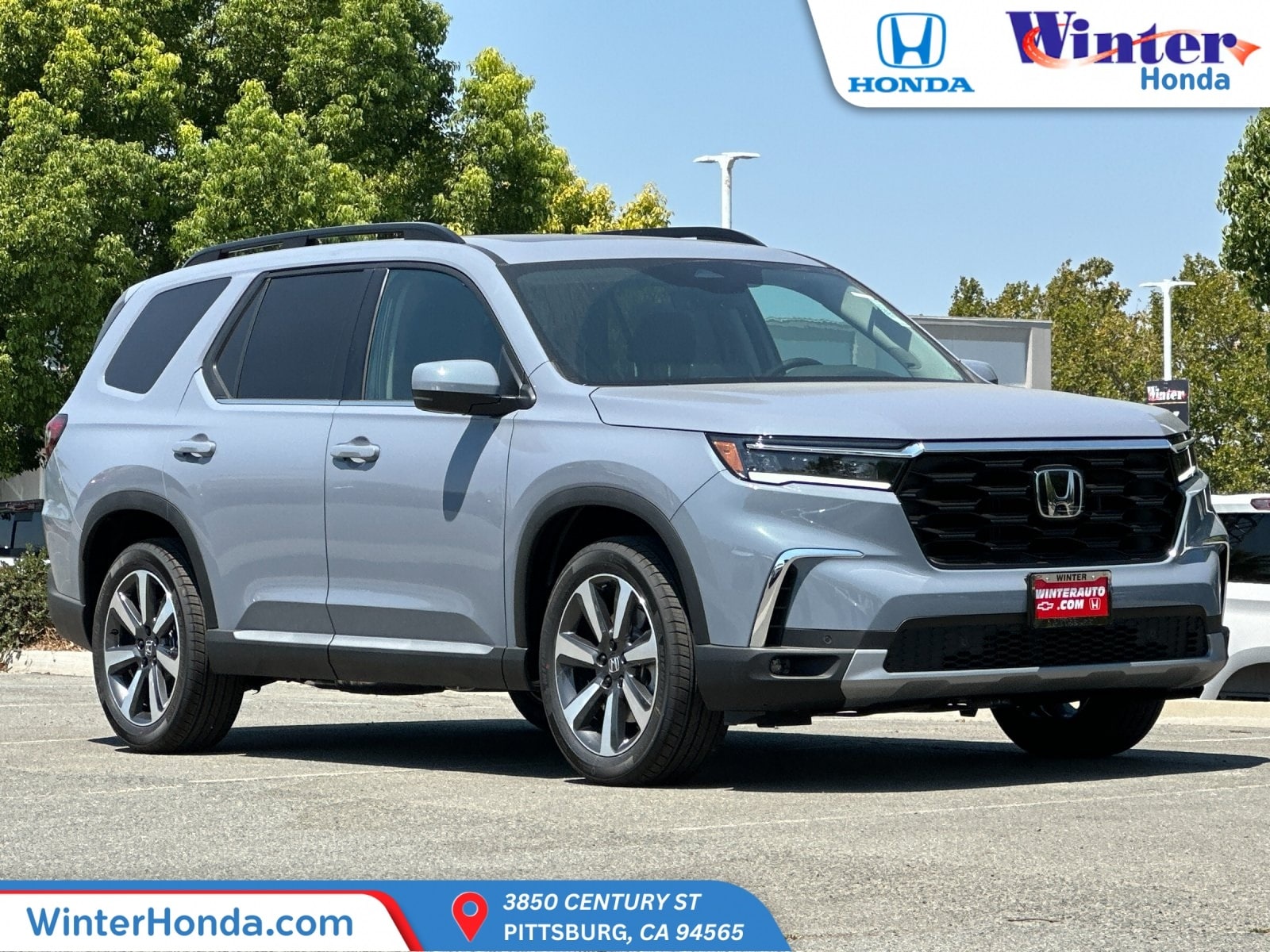 2025 Honda Pilot Touring's photo