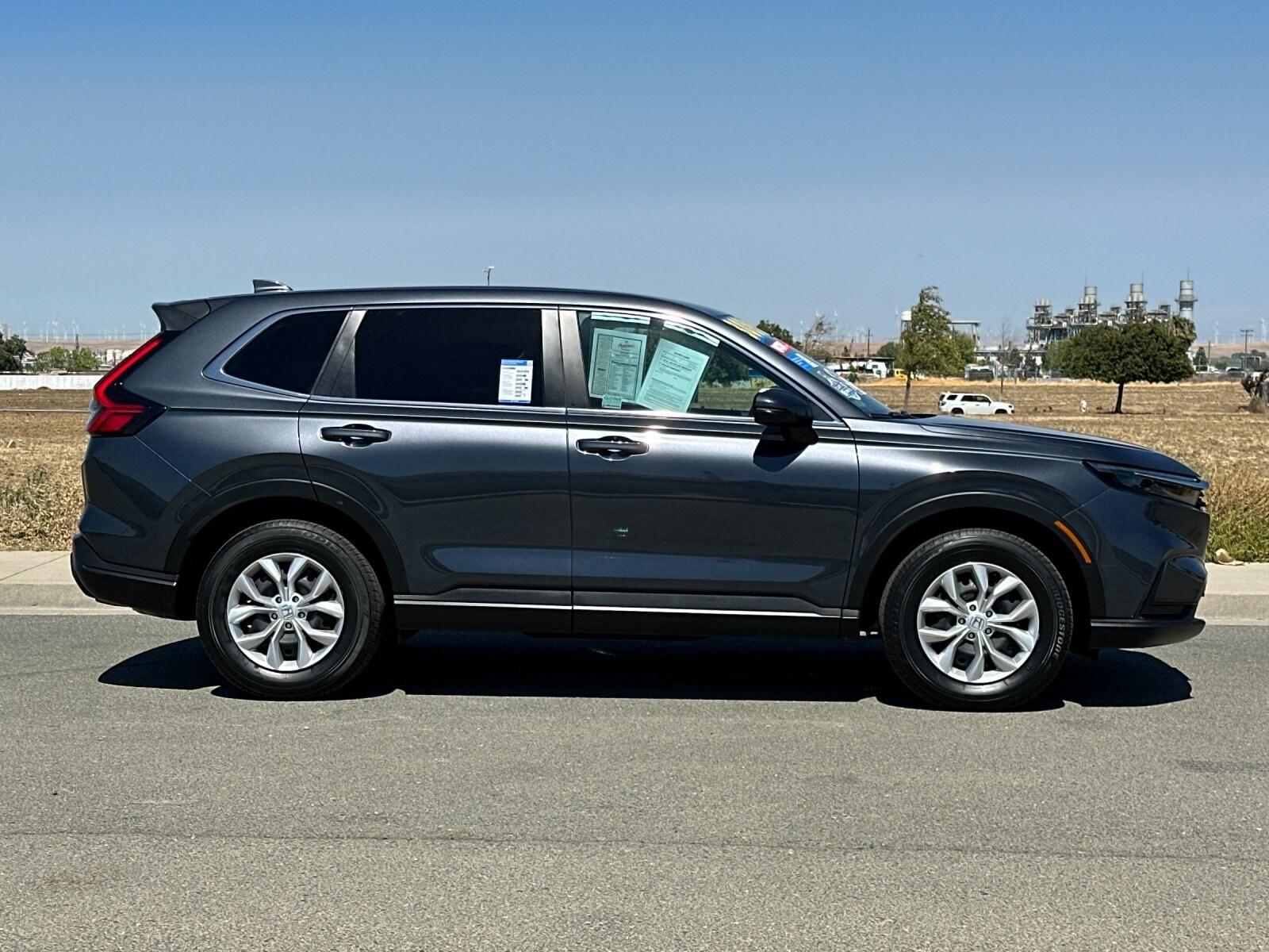 2025 Honda CR-V LX photo 3