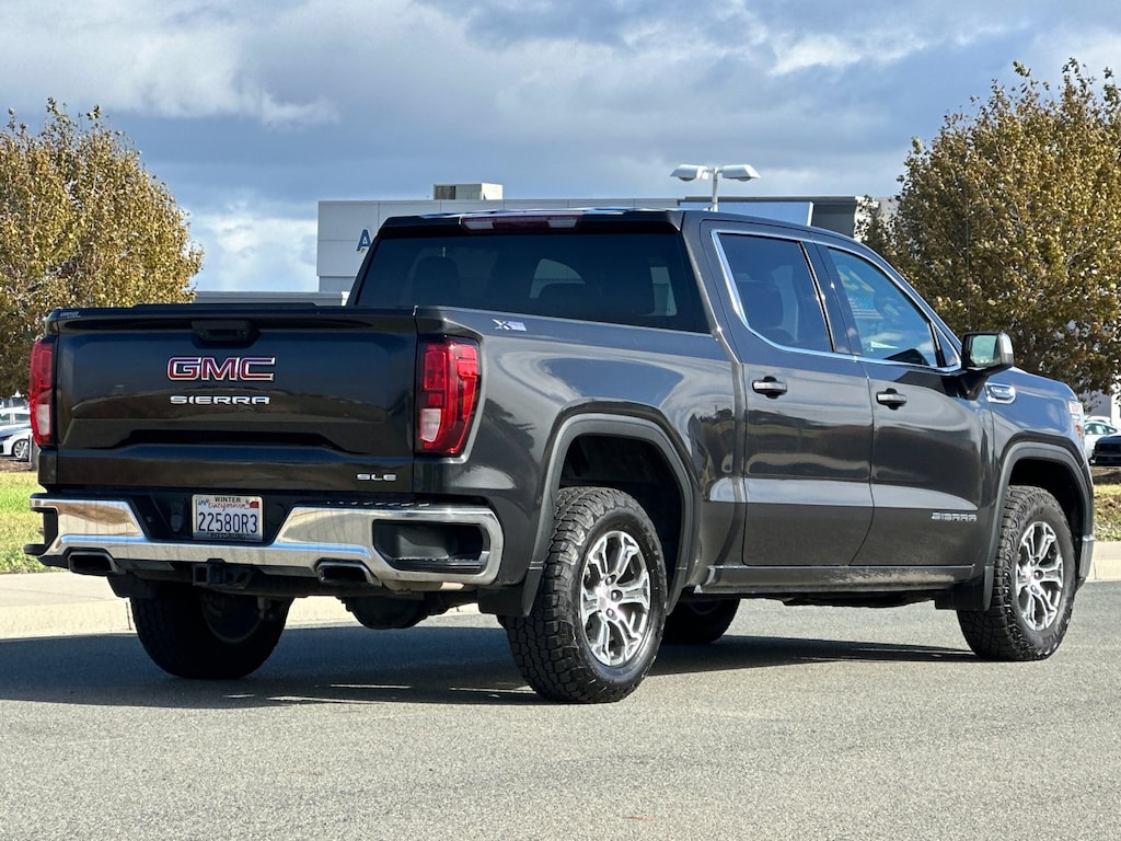 2020 Gmc Sierra 1500 SLE photo 4