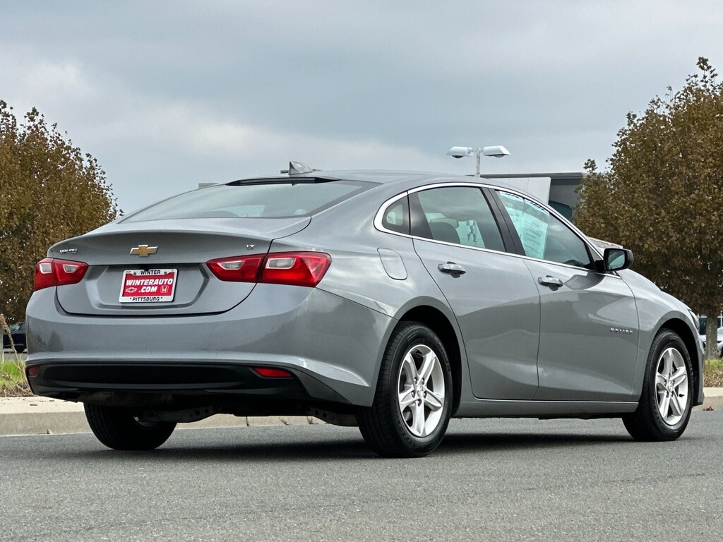 2023 Chevrolet Malibu 1LT photo 4