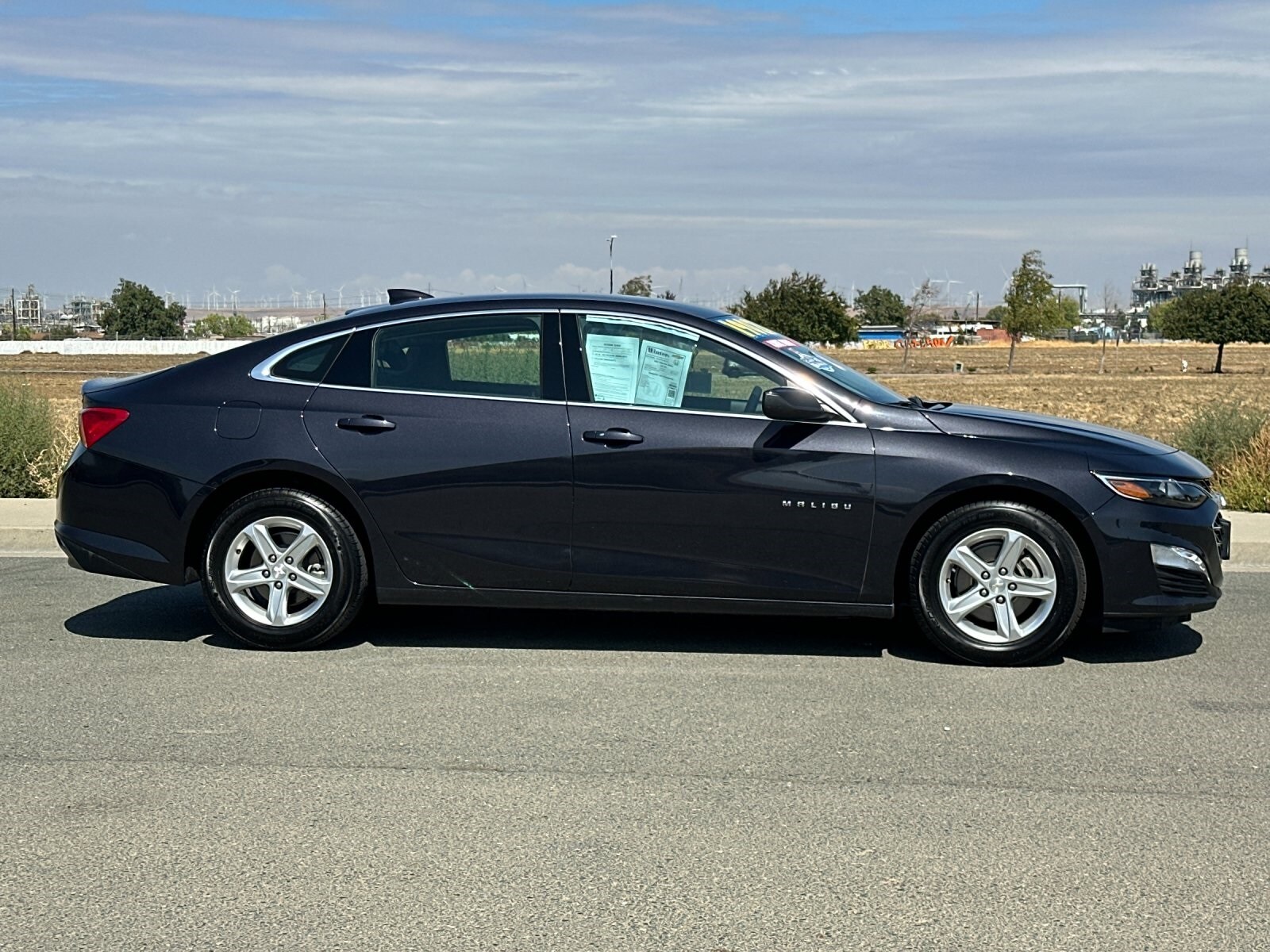 2023 Chevrolet Malibu 1LT photo 3