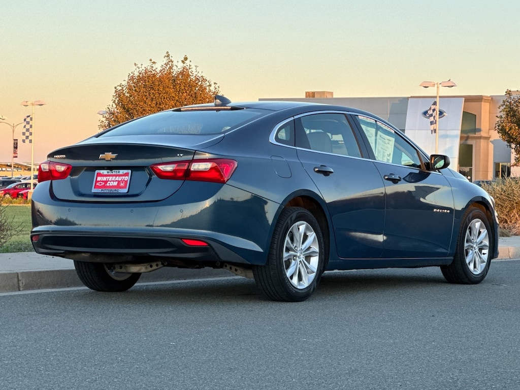 2024 Chevrolet Malibu 1LT photo 4