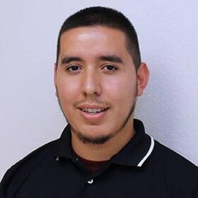 Staff member Cesar Carrillo from ID_578f10438262