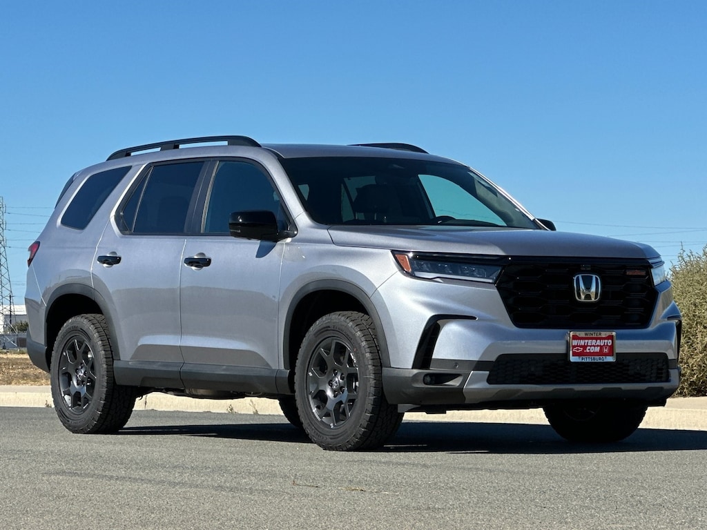 New 2025 Honda Pilot TrailSport SUV
