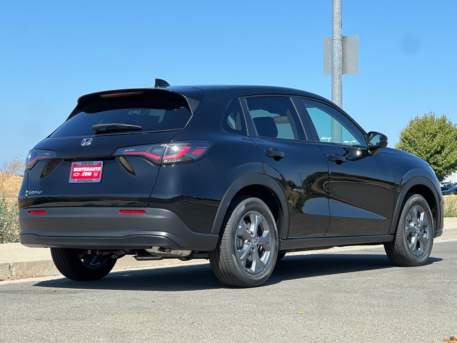 2026 Honda HR-V LX photo 2
