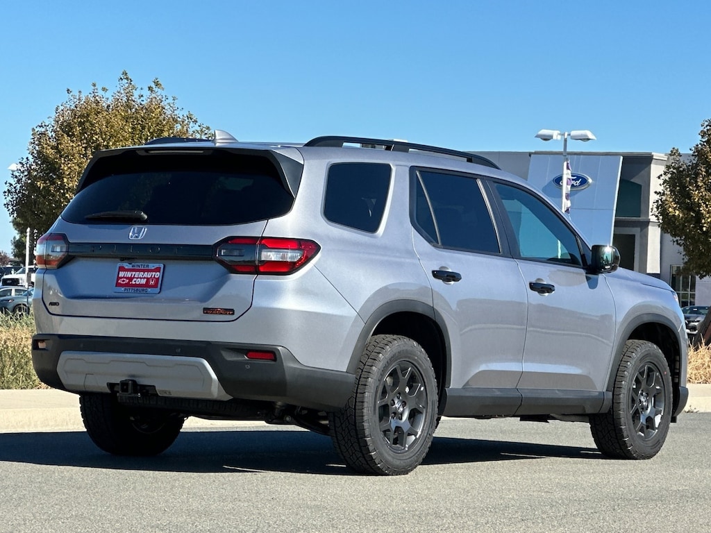 New 2025 Honda Pilot TrailSport SUV