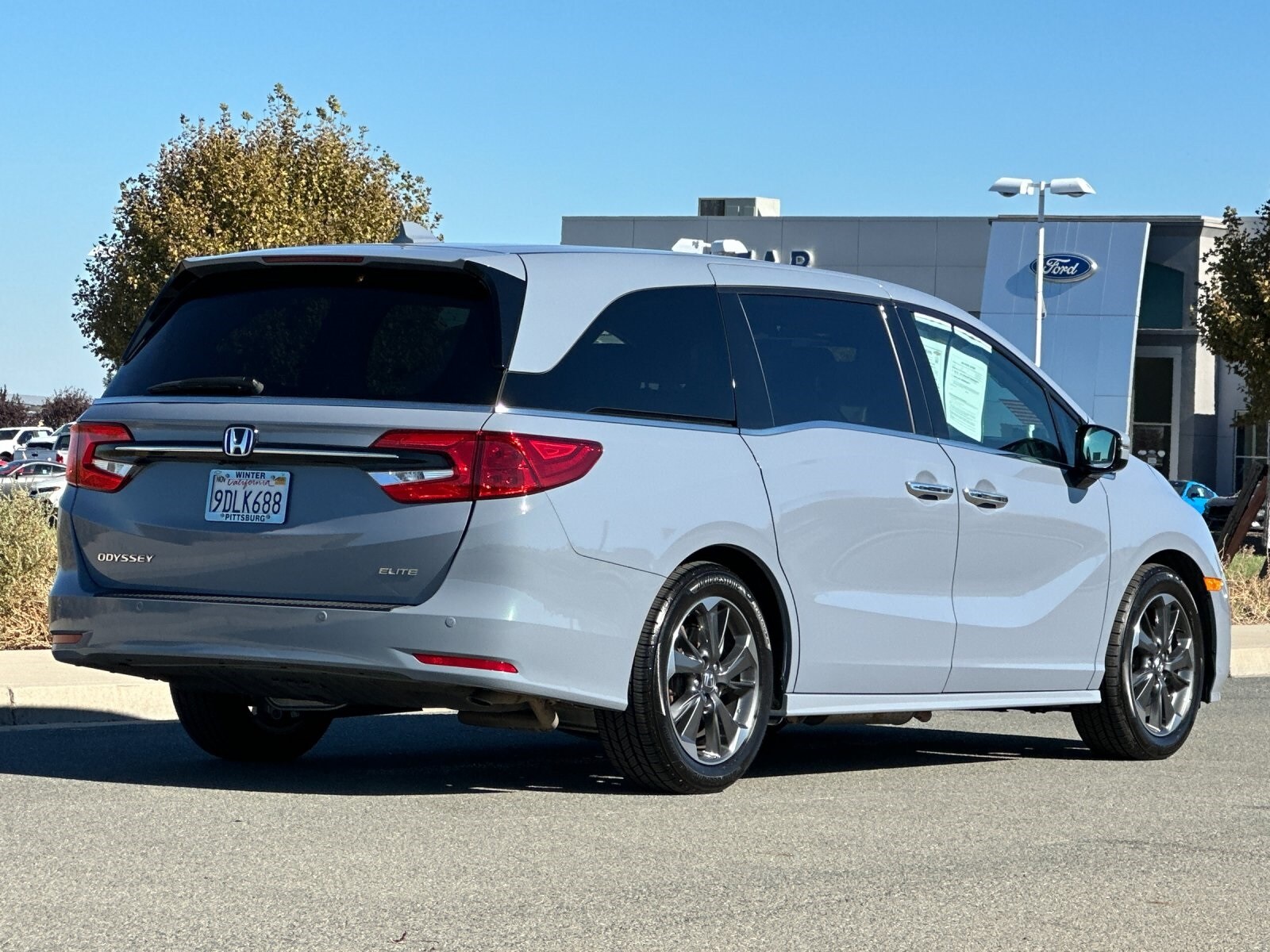 2023 Honda Odyssey Elite photo 4