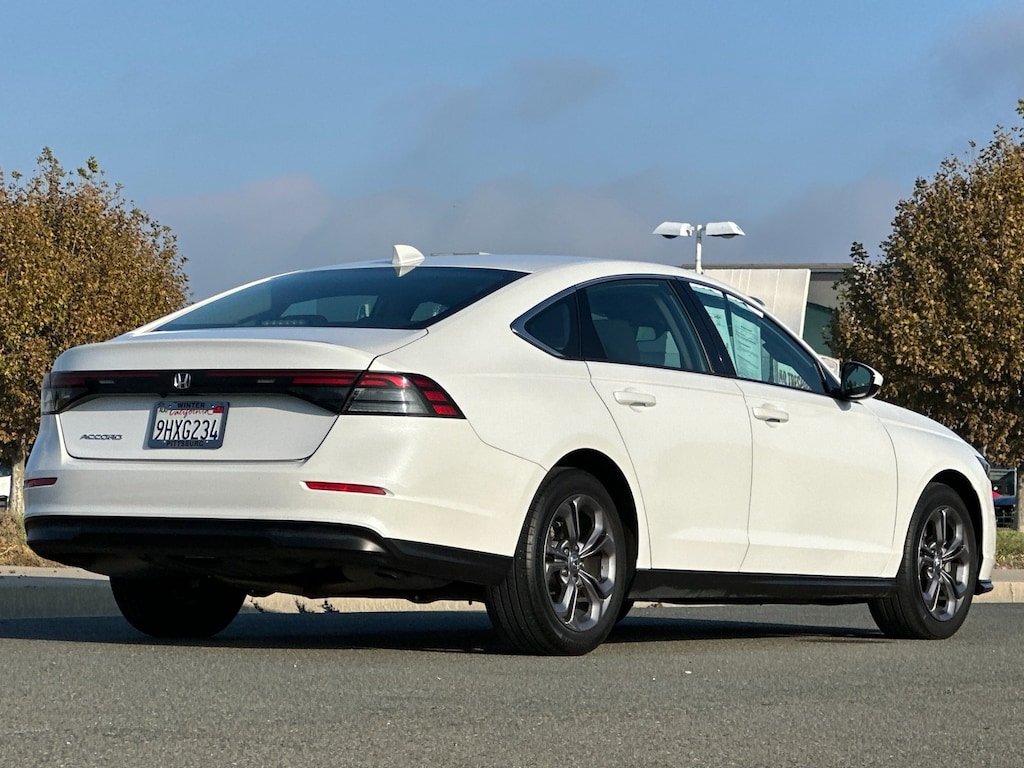 2023 Honda Accord EX photo 3