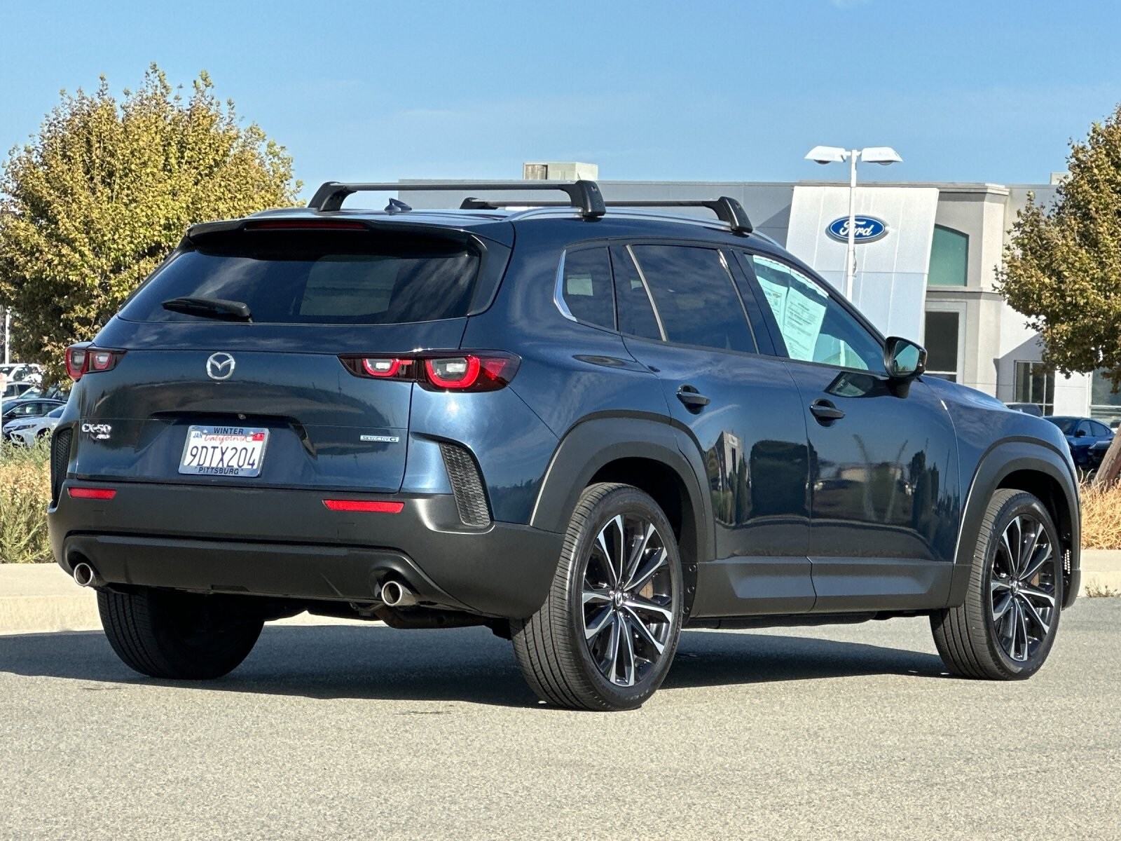 2023 Mazda CX-50 2.5 Premium Plus photo 2