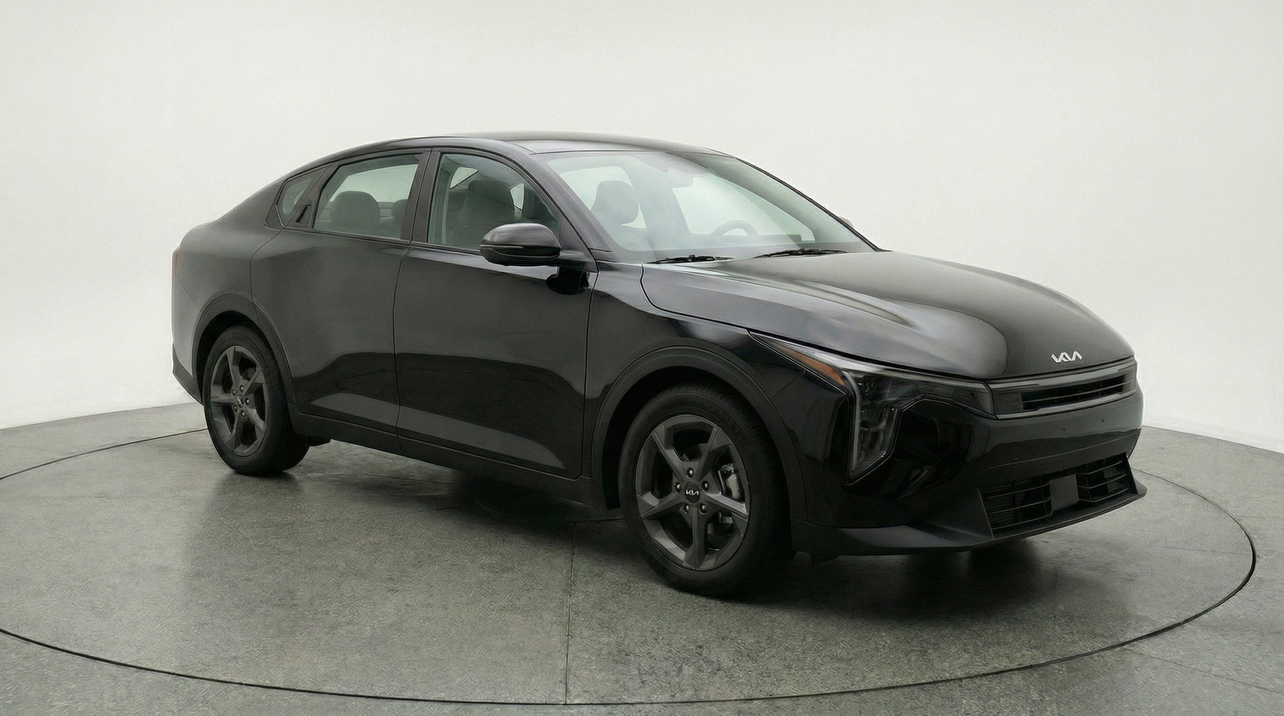 Thumbnail: 2025 Kia K4 - 1
