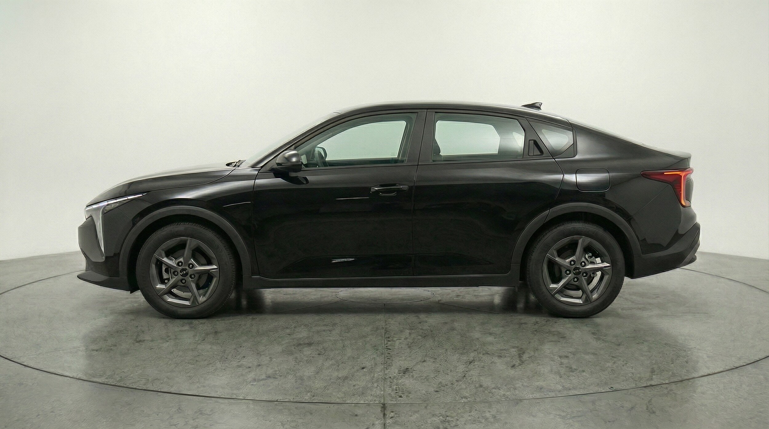 Thumbnail: 2025 Kia K4 - 4