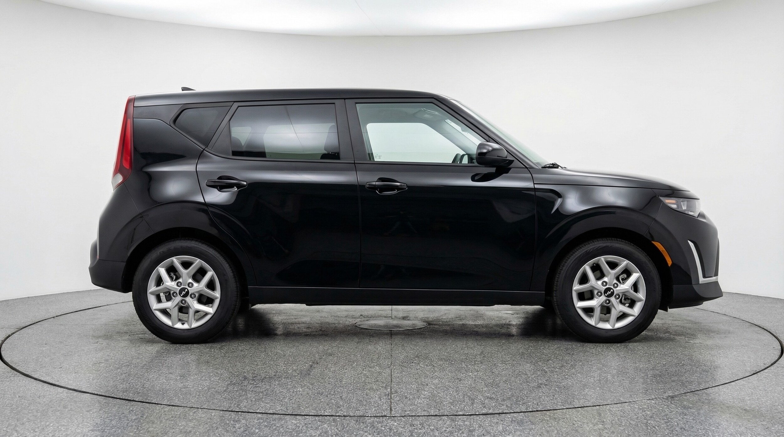 Thumbnail: 2025 Kia Soul - 8