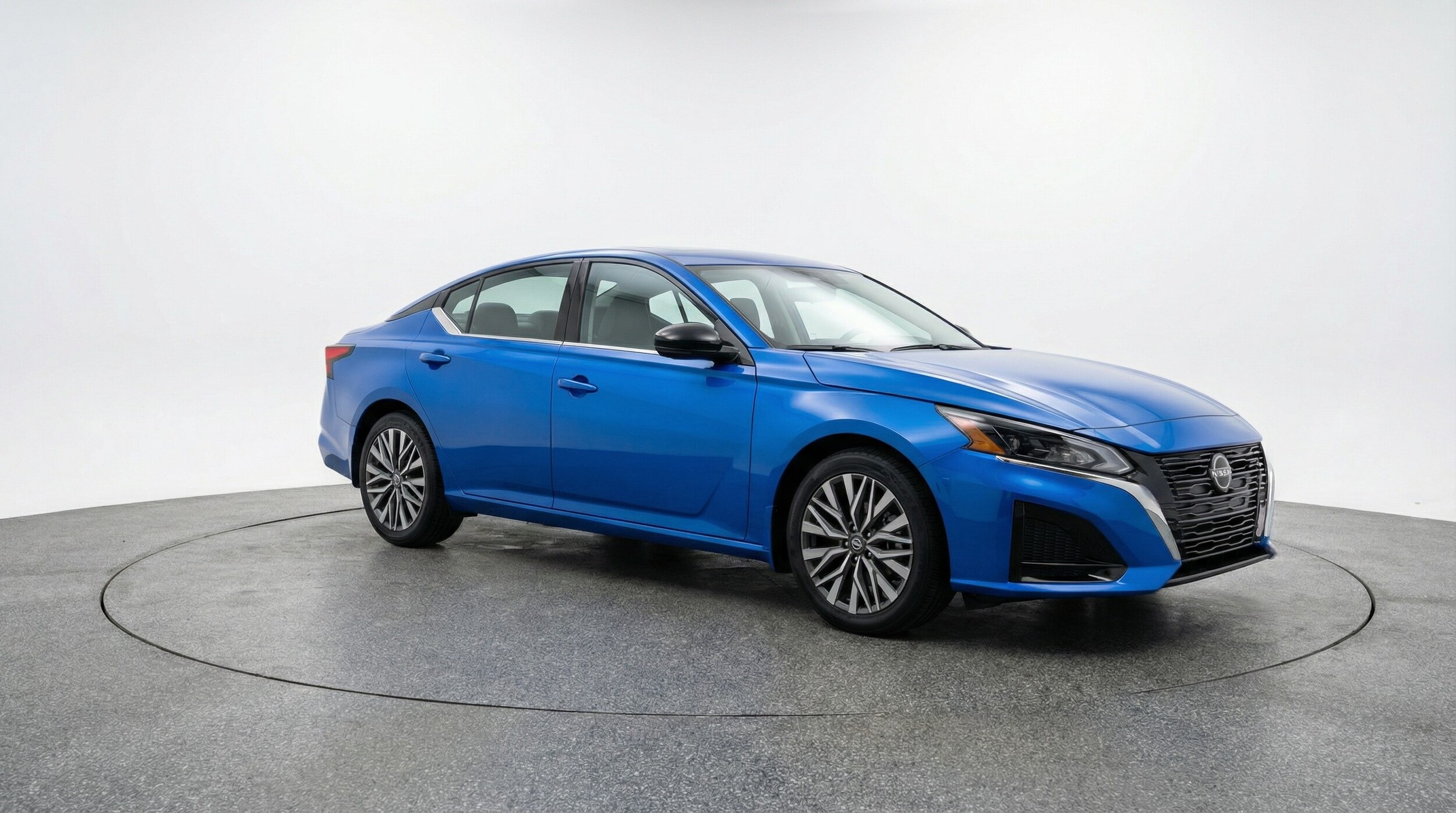 Thumbnail: 2025 Nissan Altima - 1