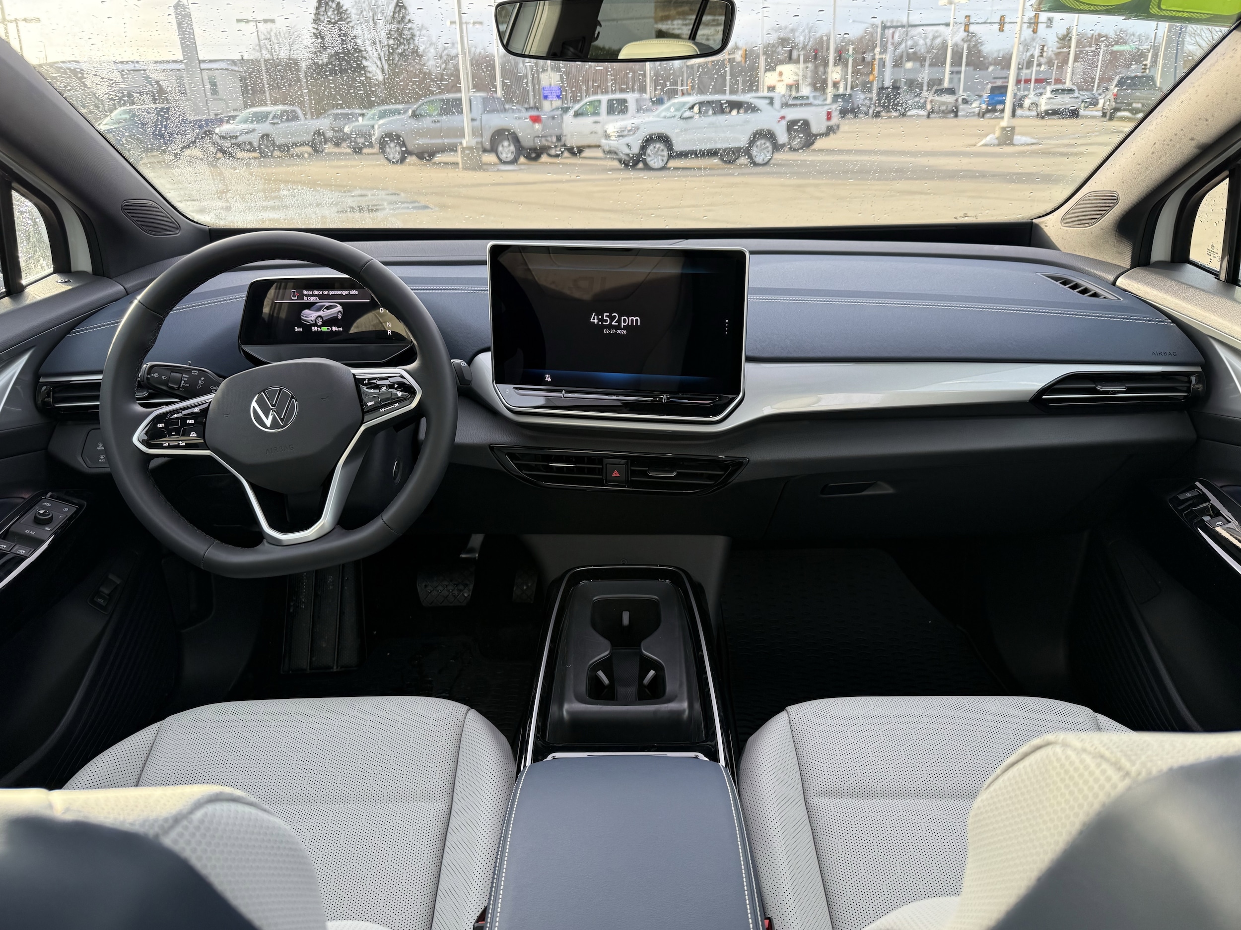 2026 Volkswagen ID.4 PRO S - Photo 8