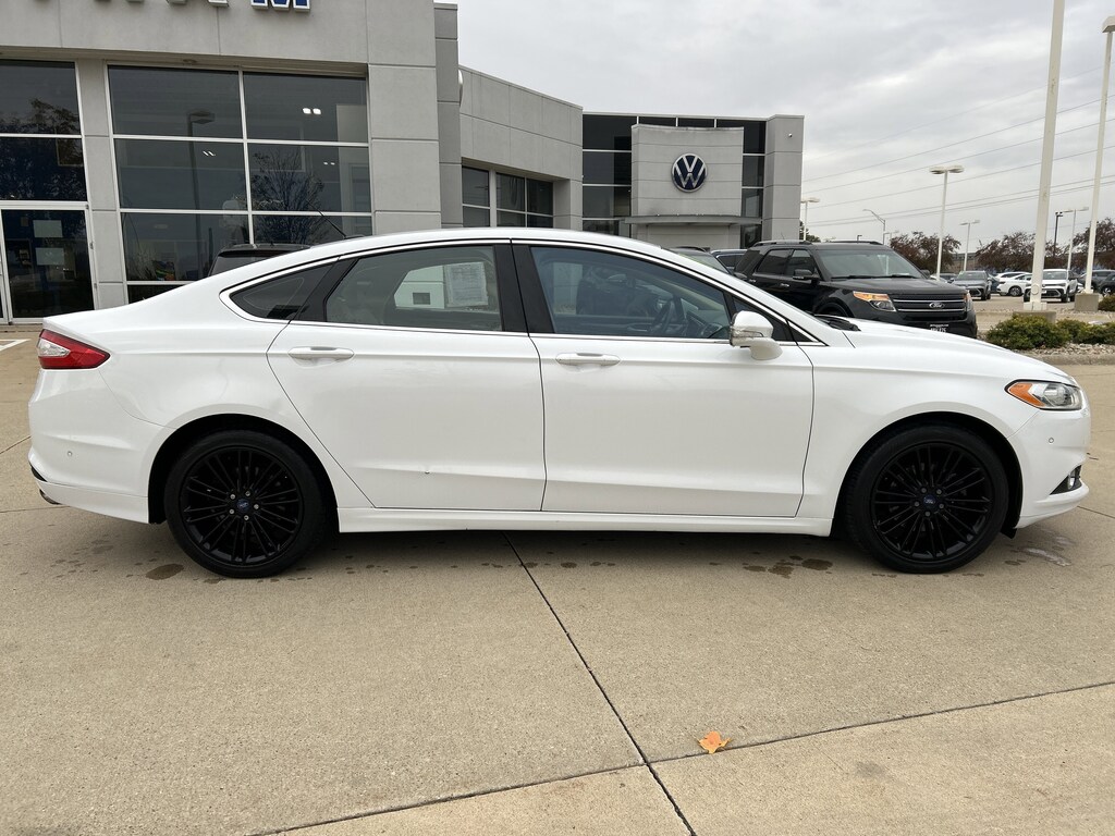 Used 2014 Ford Fusion SE Sedan