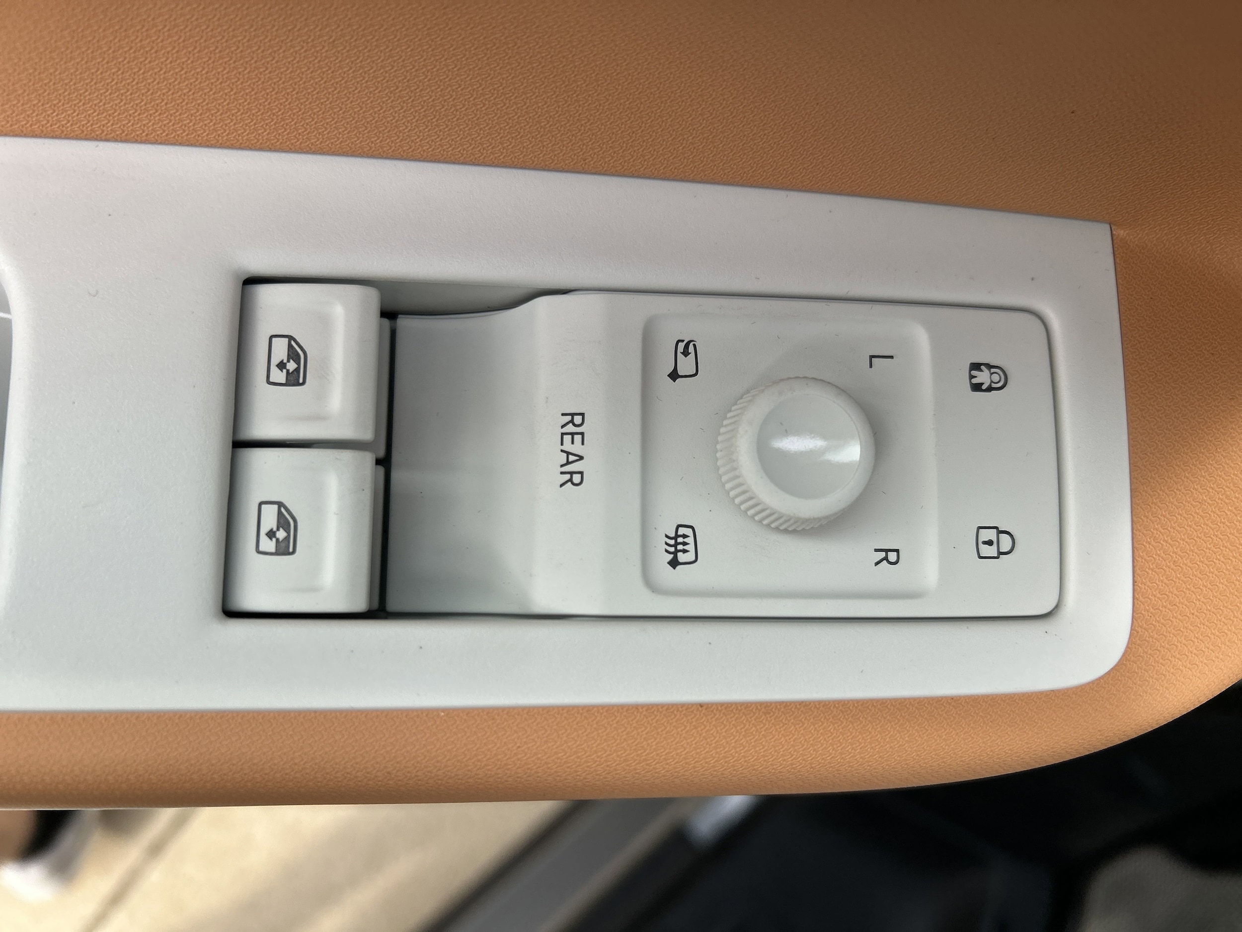 2025 Volkswagen ID. Buzz 1st Edition - Photo 11