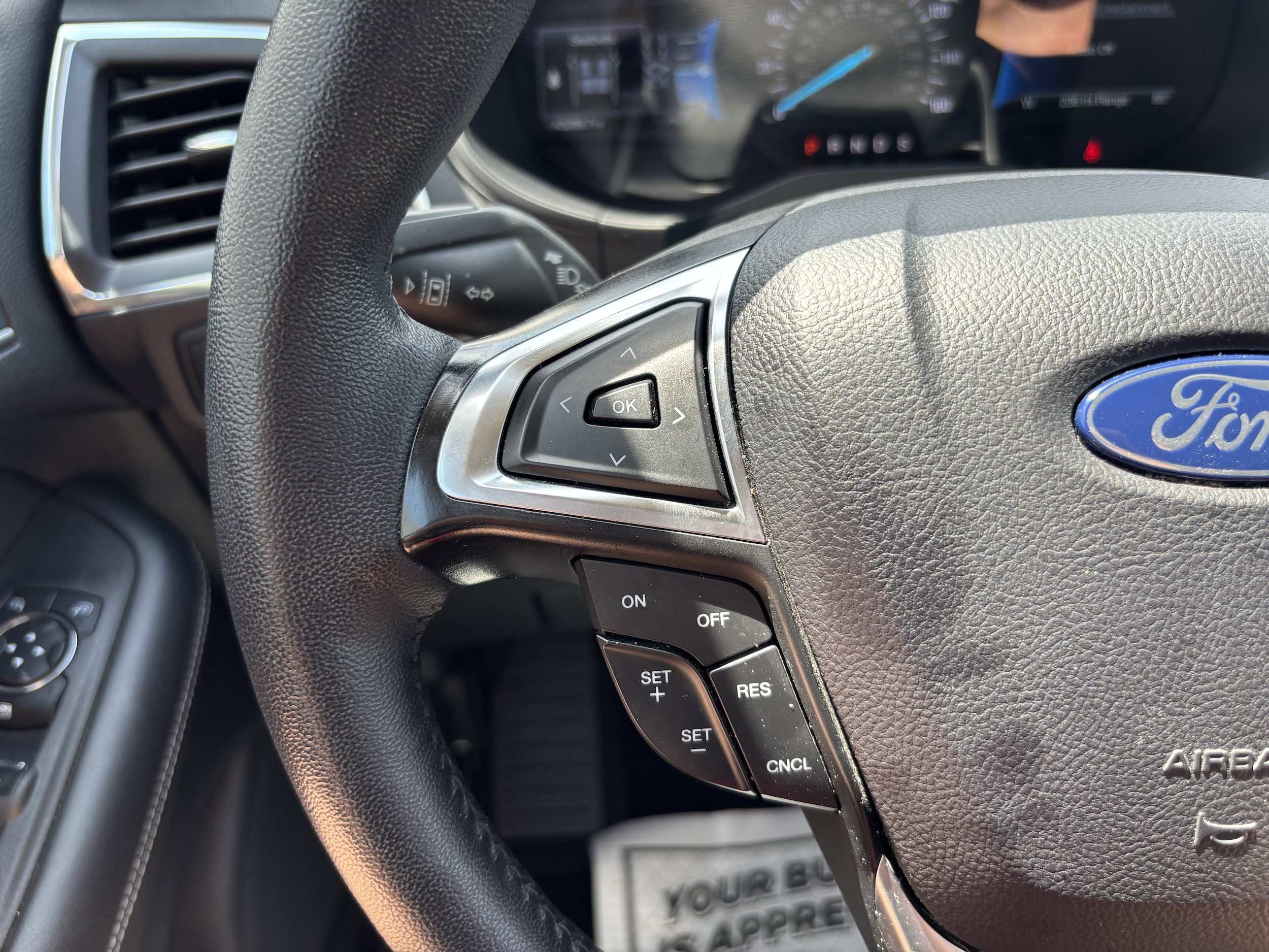 2024 Ford Edge Titanium - Photo 9