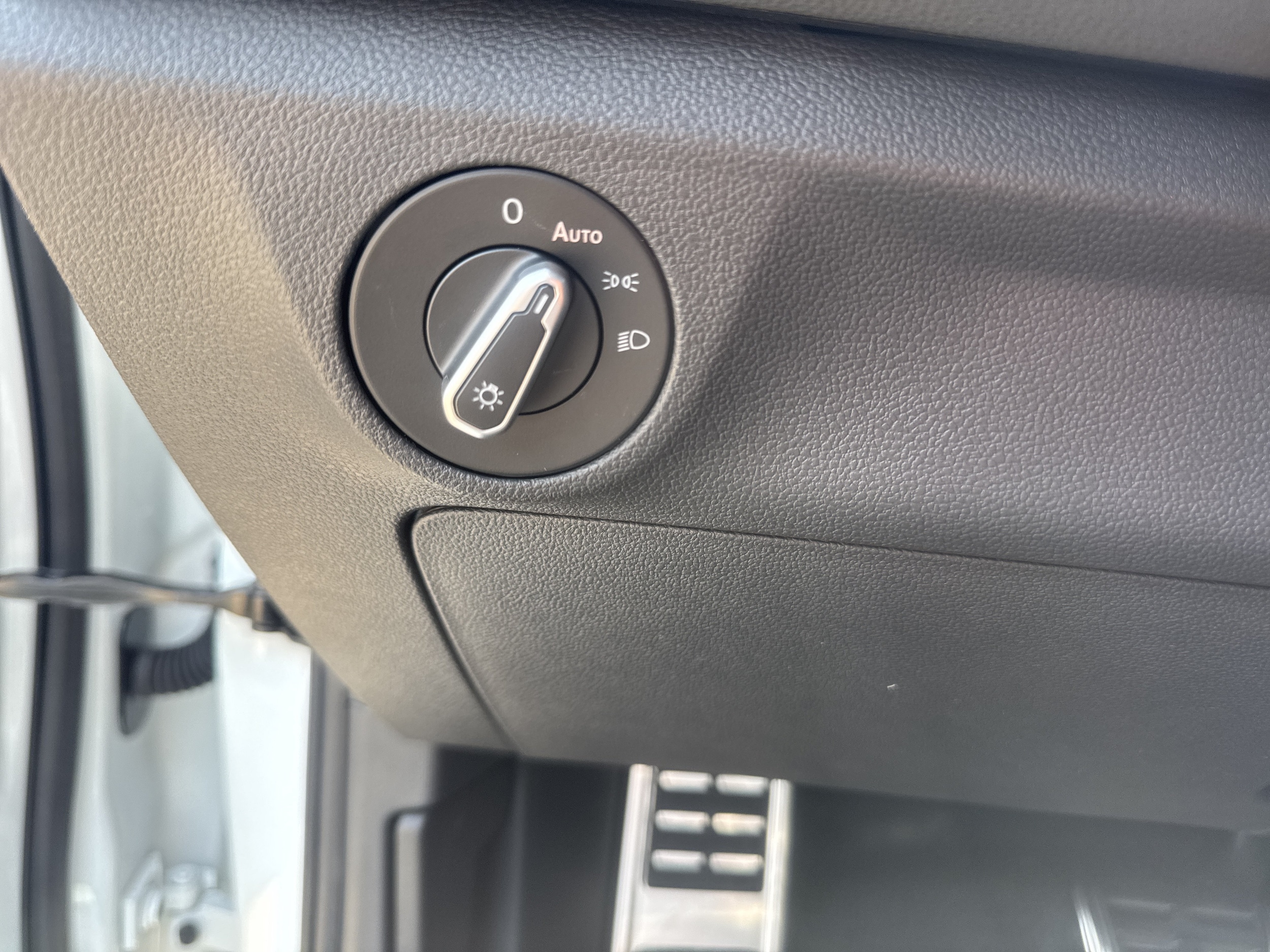 2026 Volkswagen Jetta Sport - Photo 11