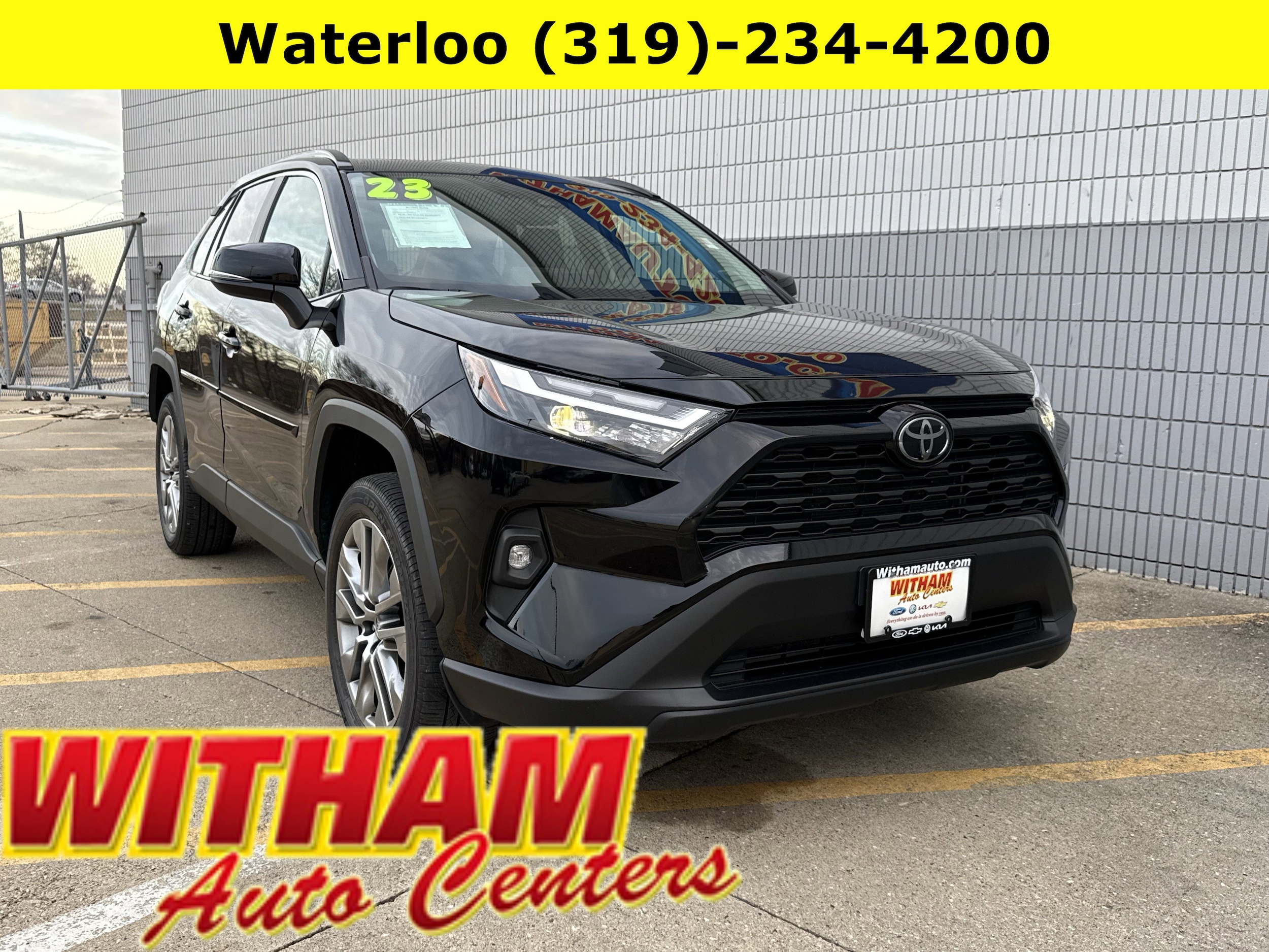 2023 Toyota RAV4 XLE Premium's photo