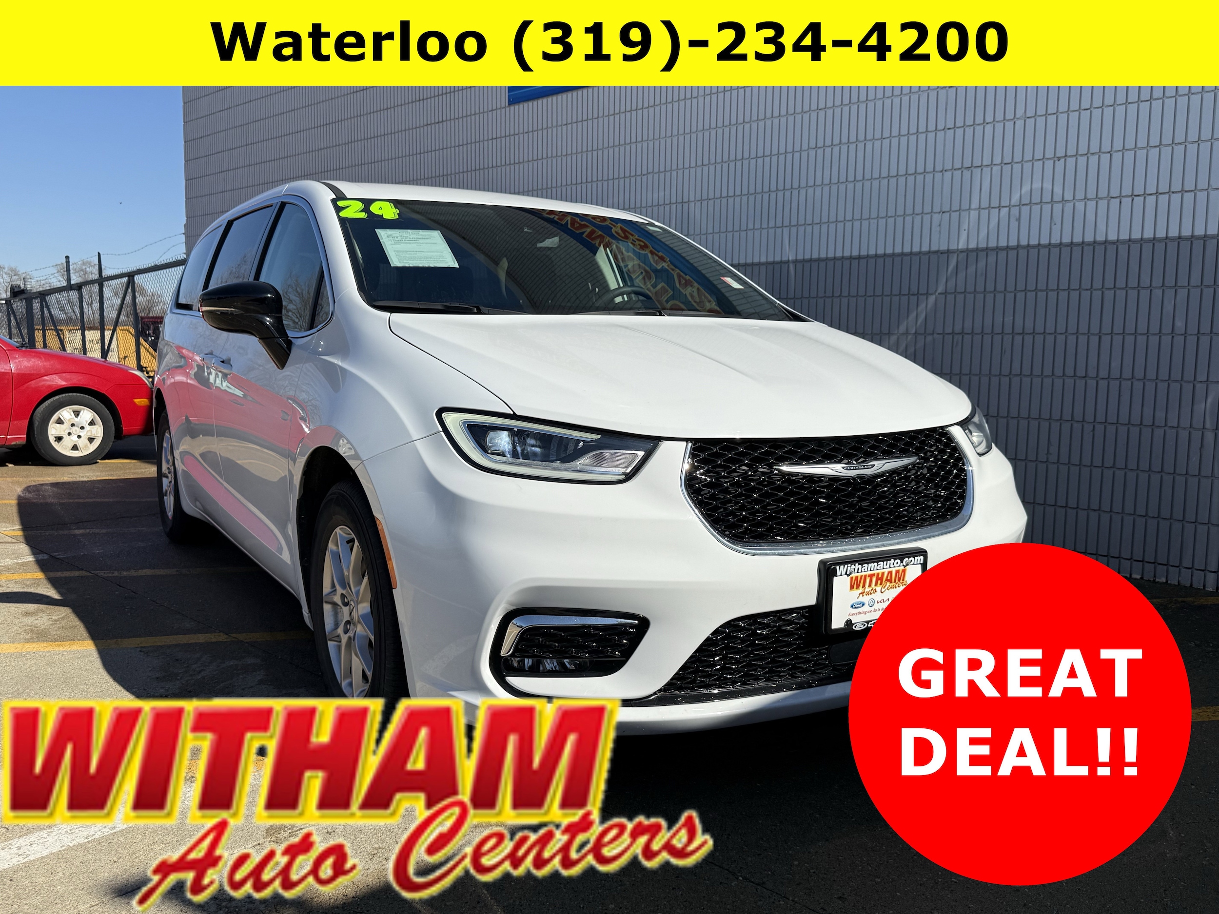2024 Chrysler Pacifica Touring L's photo