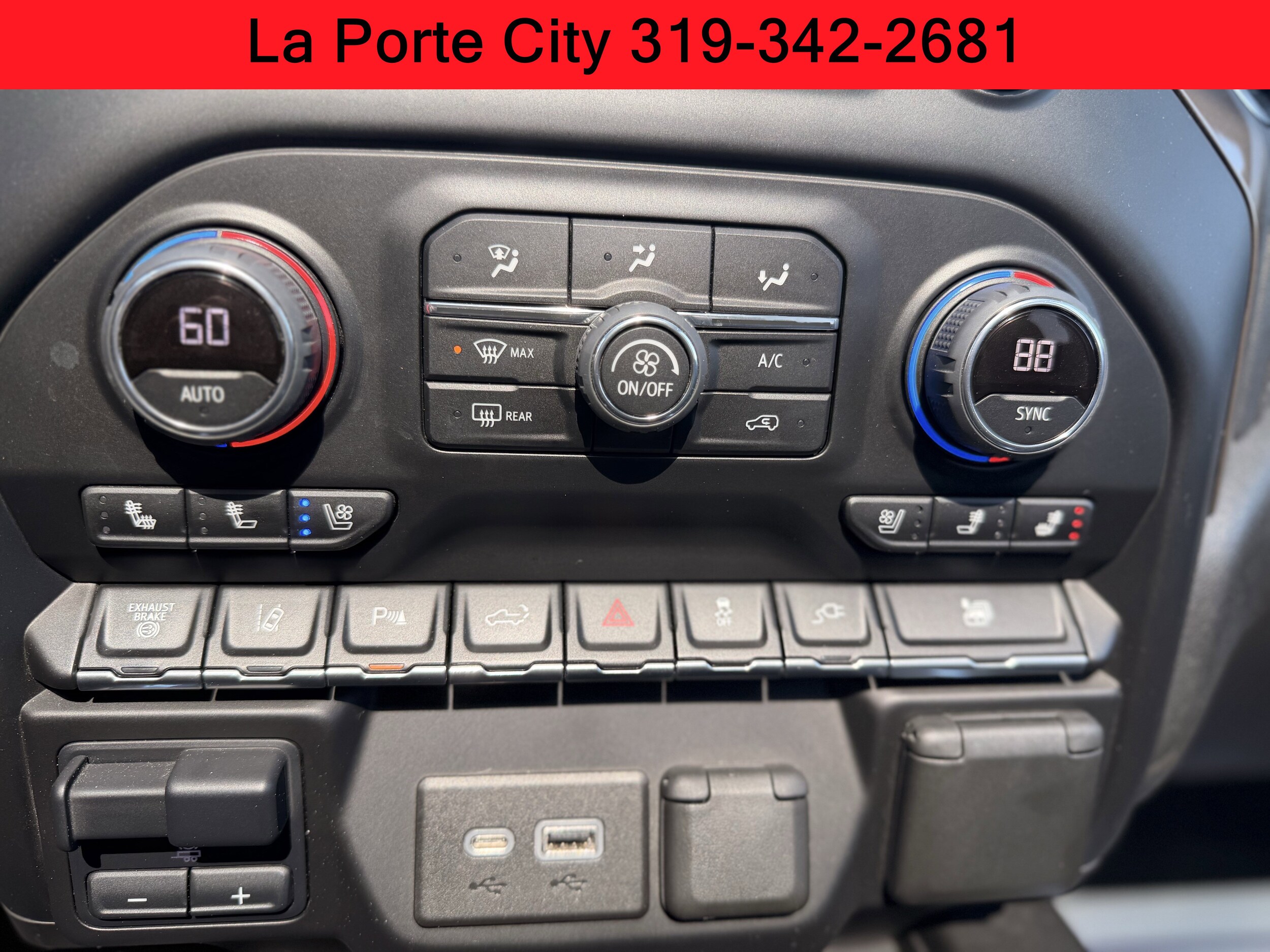 2022 Chevrolet Silverado 3500HD High Country - Photo 24