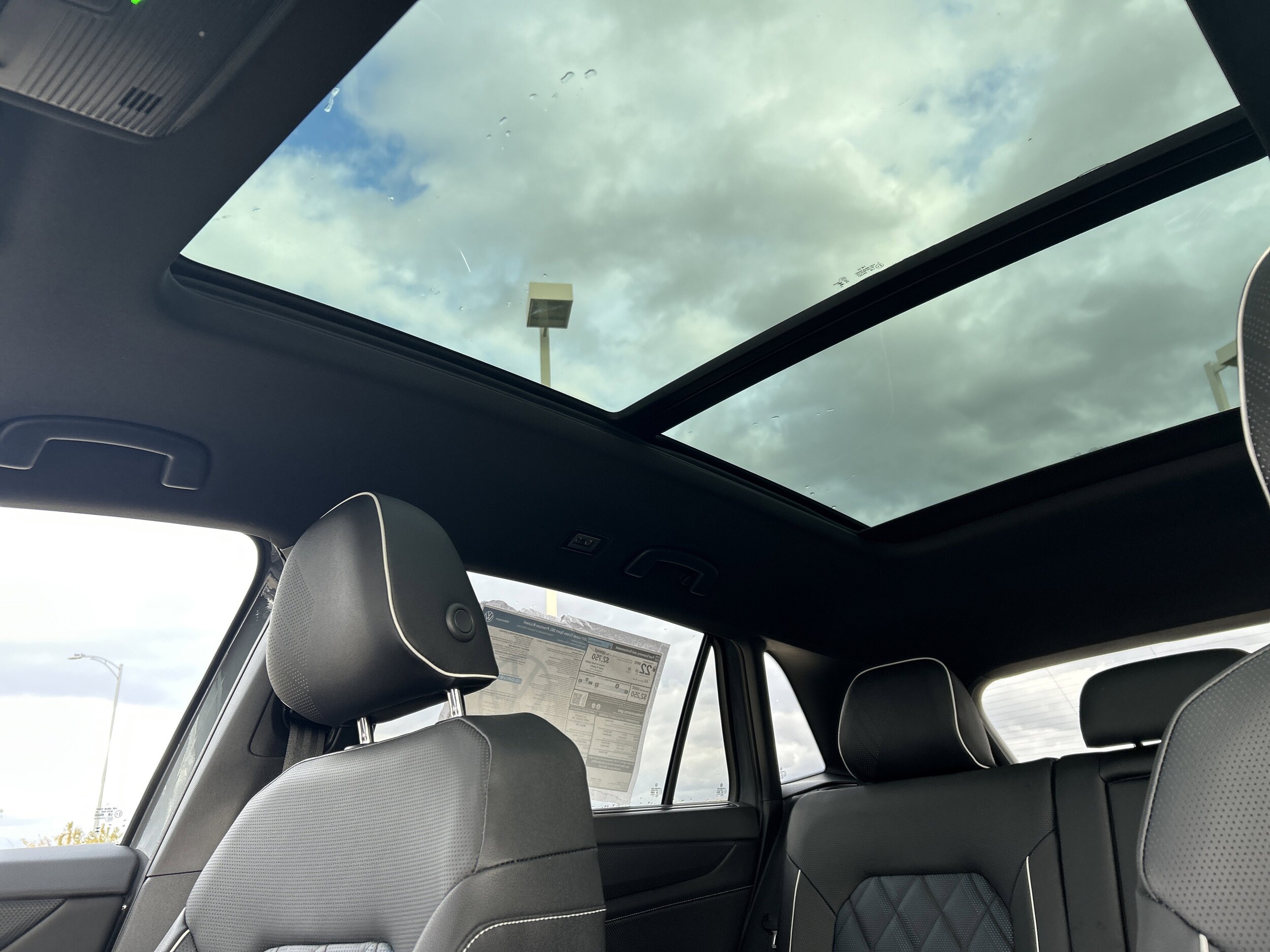2026 Volkswagen Atlas Cross Sport SEL Premium R-LINE - Photo 21