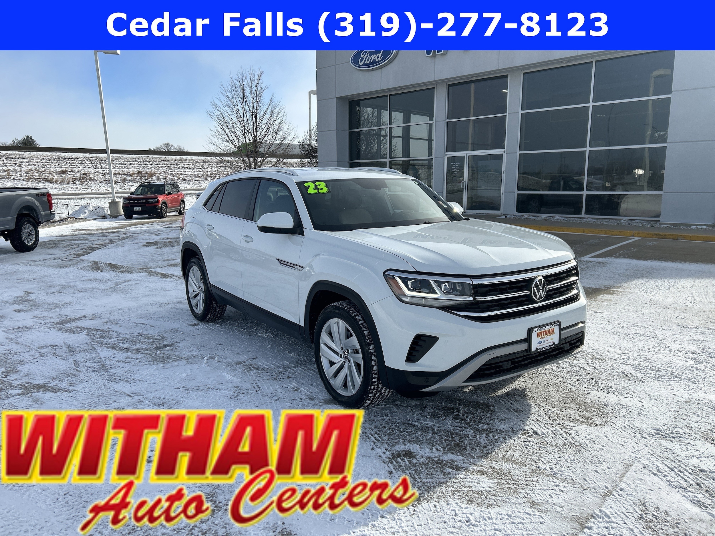 2023 Volkswagen Atlas Cross Sport SE w/Tech's photo