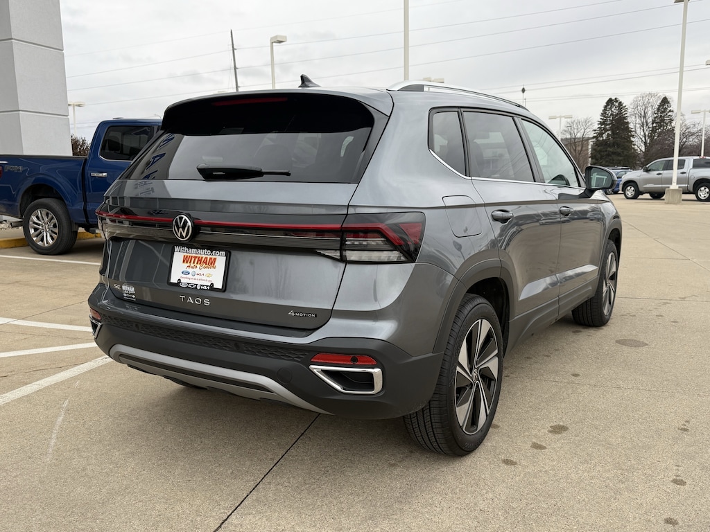Used 2025 Volkswagen Taos 1.5T SE SUV