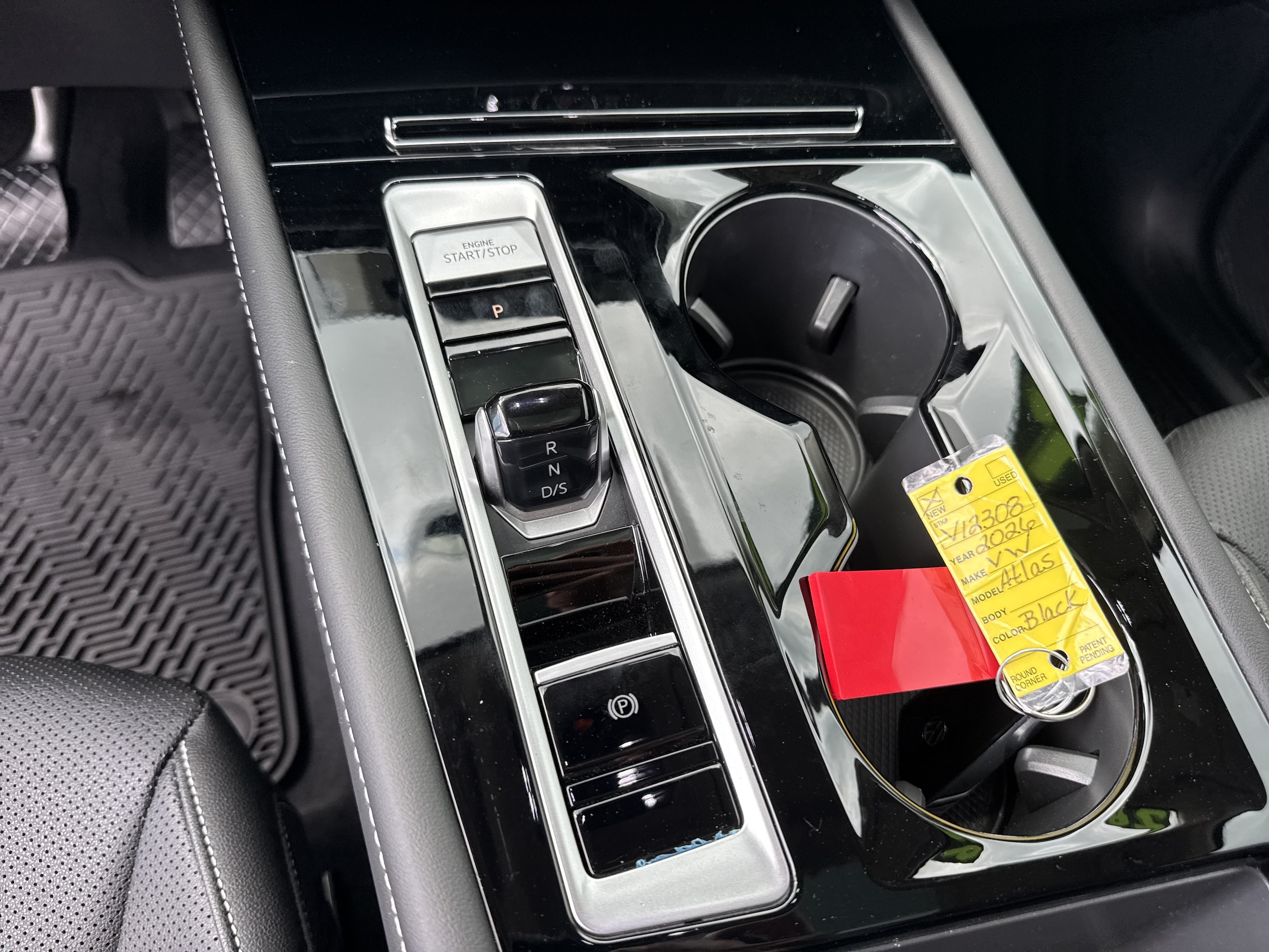 2026 Volkswagen Atlas SE w/Tech - Photo 21