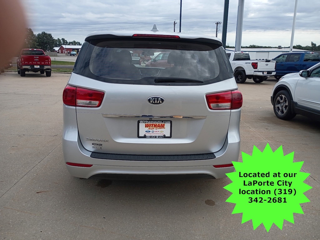 Used 2016 Kia Sedona L FWD Van
