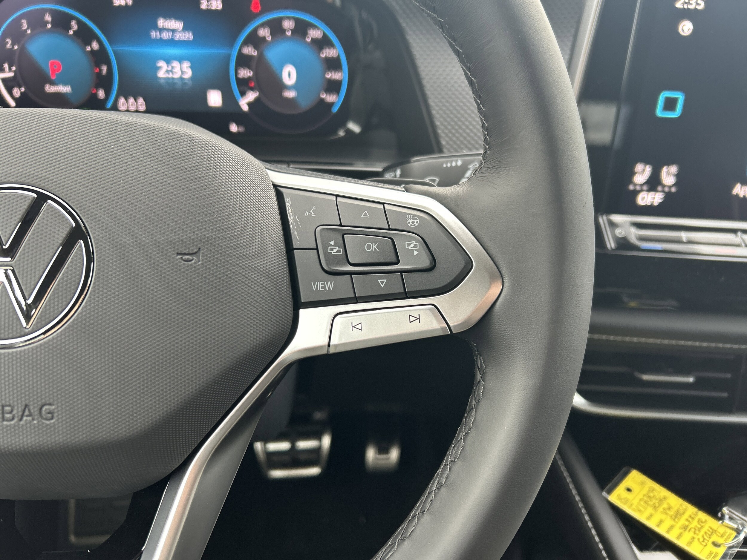 2026 Volkswagen Atlas Cross Sport SEL Premium R-LINE - Photo 14