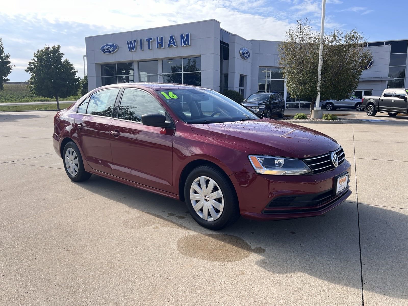 Used 2016 Volkswagen Jetta S with VIN 3VW267AJXGM228647 for sale in Cedar Falls, IA