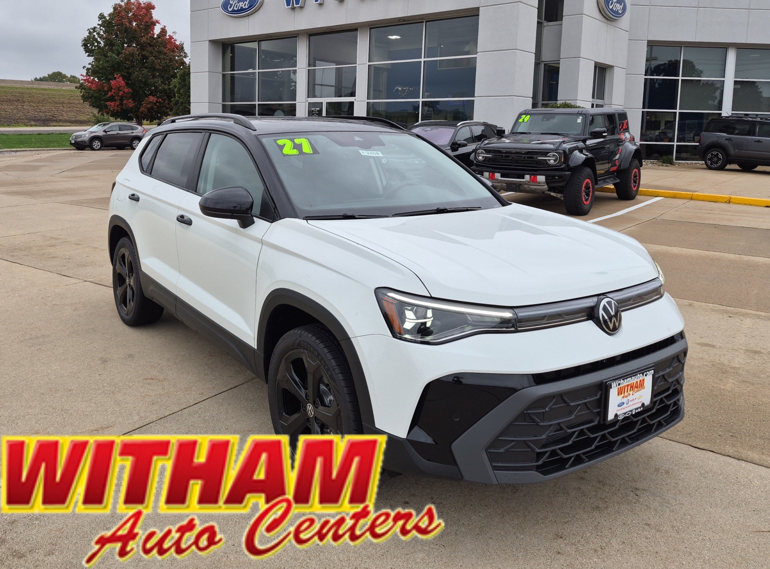 2027 Volkswagen Taos SE Black
