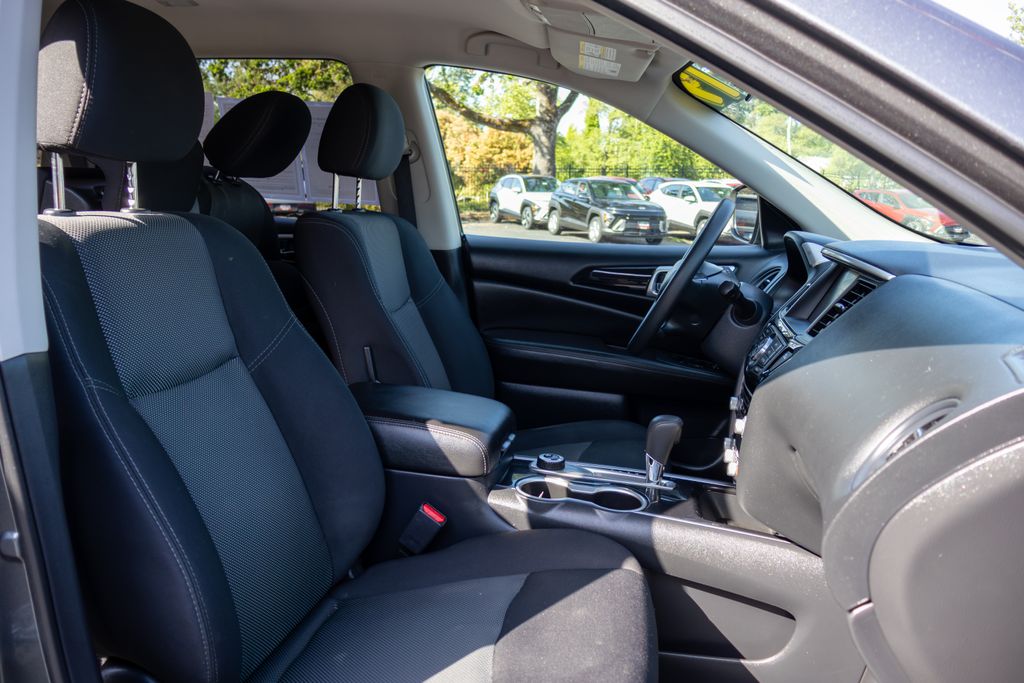 2019 Nissan Pathfinder S - Photo 12