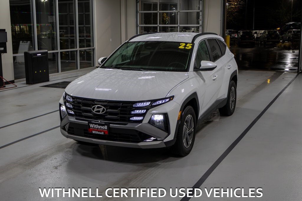Used 2025 Hyundai Tucson Hybrid Blue SUV