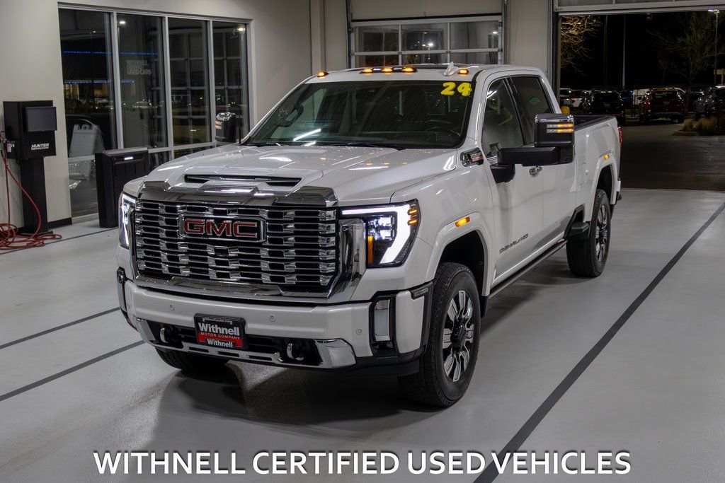2024 GMC Sierra 4WD Crew Cab Standard Box Denali's photo