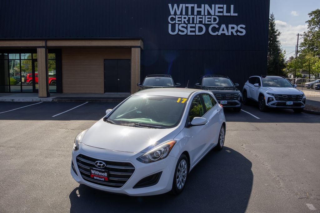 2017 Hyundai Elantra GT GT Automatic's photo