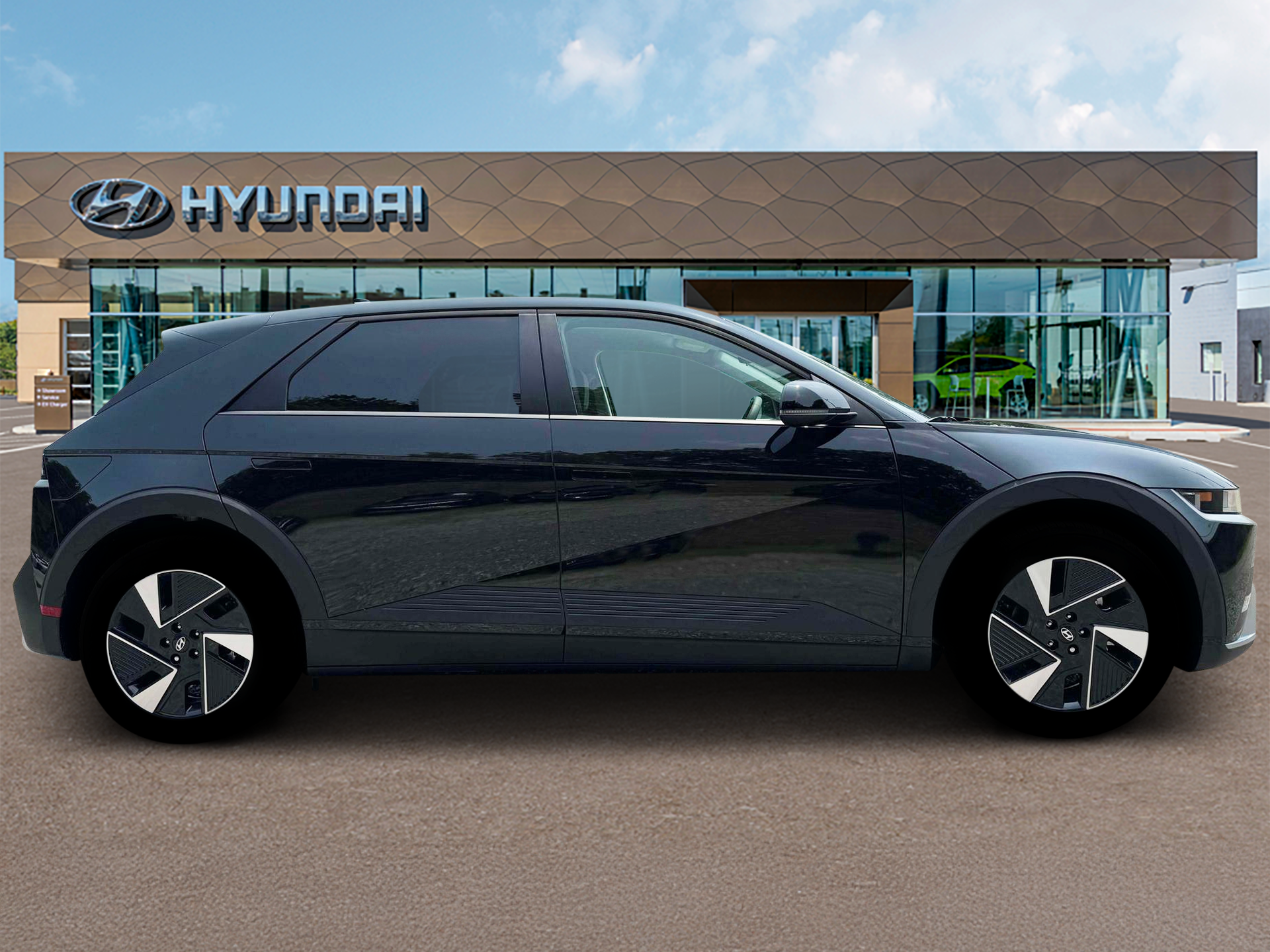 2025 Hyundai IONIQ 5 SE - Photo 9