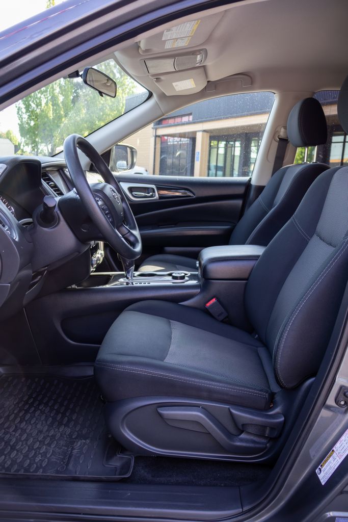 2019 Nissan Pathfinder S - Photo 15
