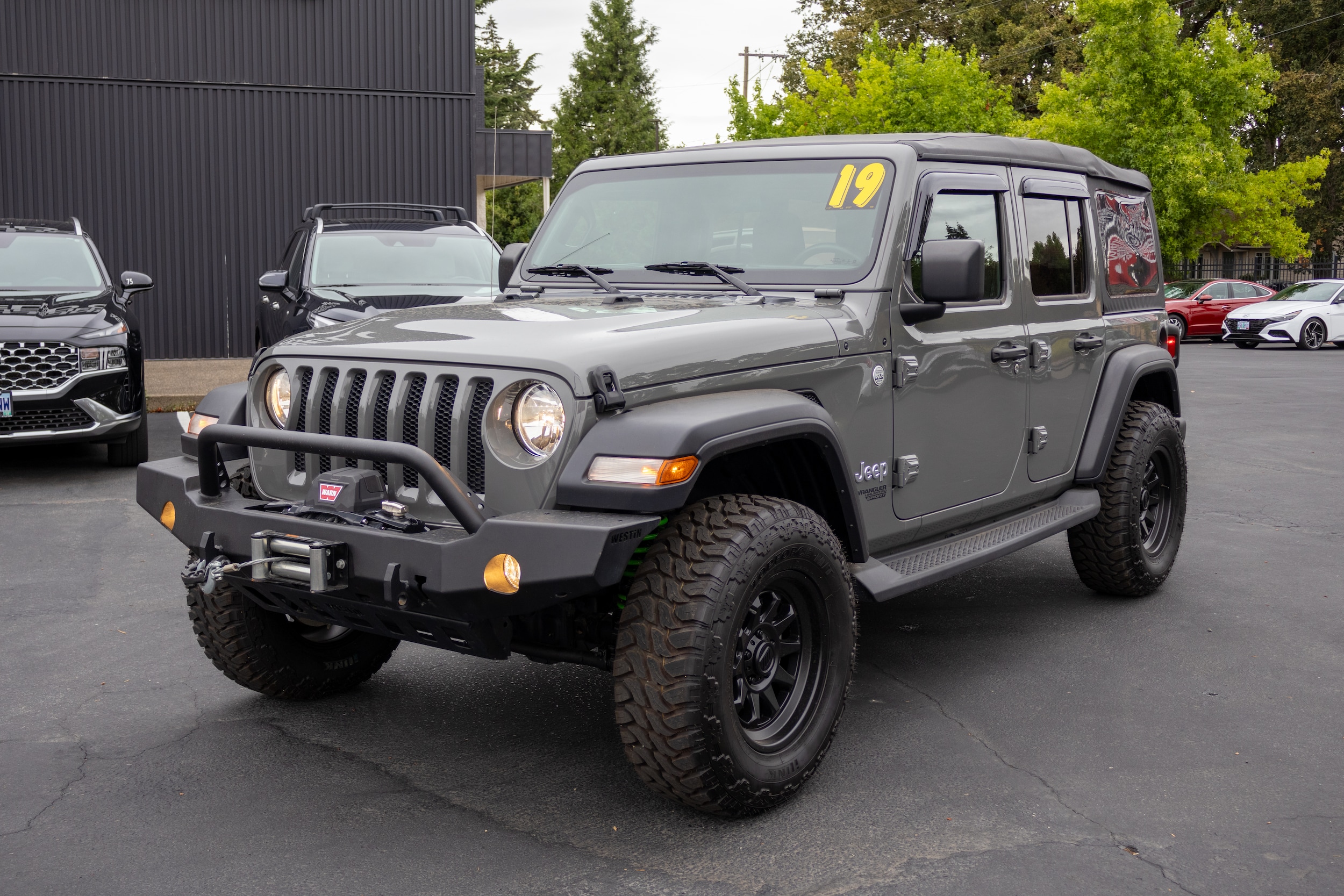 Used 2019 Jeep Wrangler Unlimited Sport with VIN 1C4HJXDN7KW548544 for sale in Salem, OR