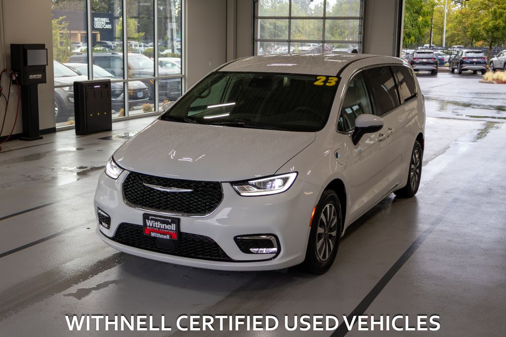 2023 Chrysler Pacifica