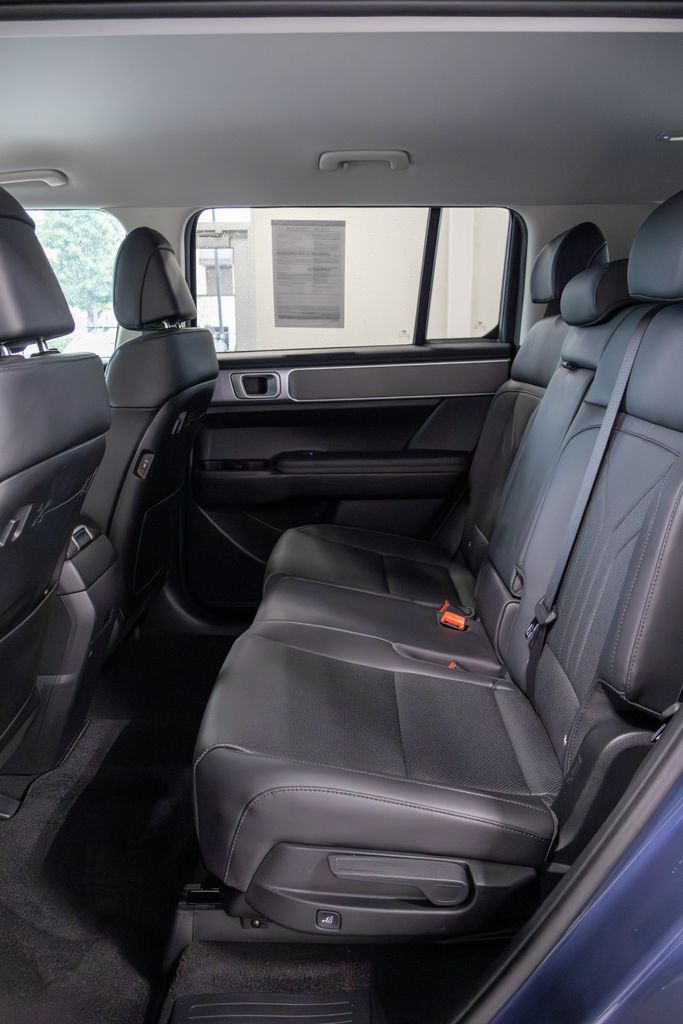 2025 Hyundai Santa Fe SEL - Photo 14