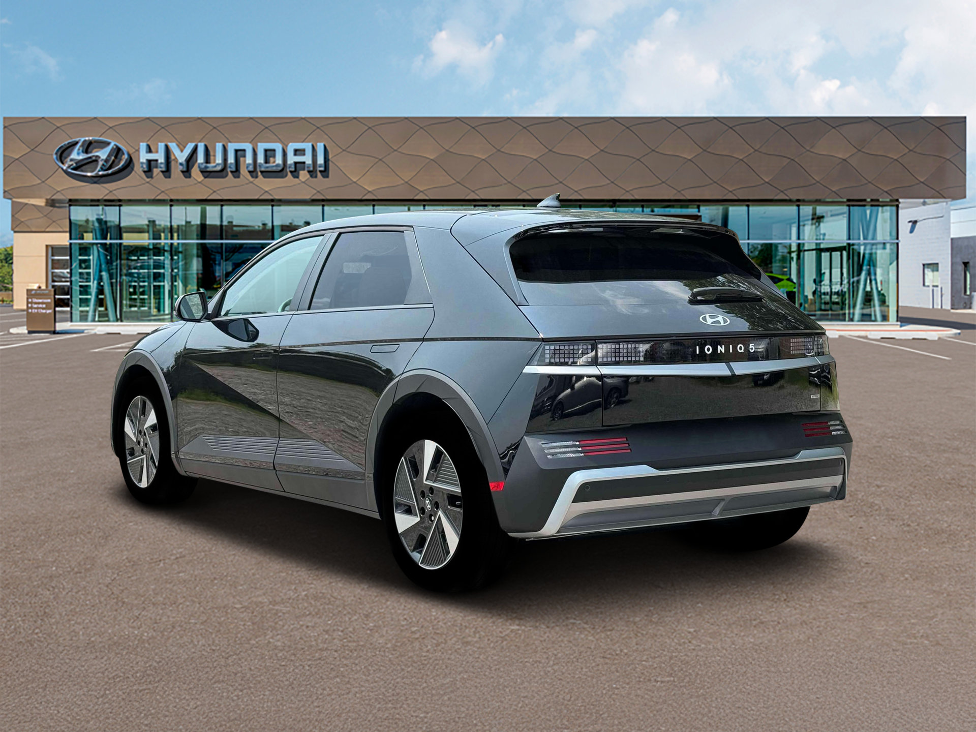 2025 Hyundai IONIQ 5 SE - Photo 5