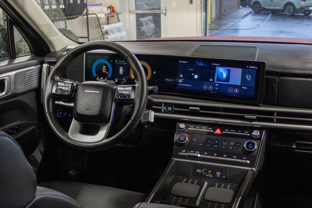 2024 Hyundai Santa Fe XRT - Photo 11
