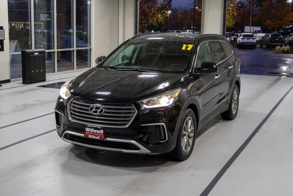 2017 Hyundai Santa Fe SE