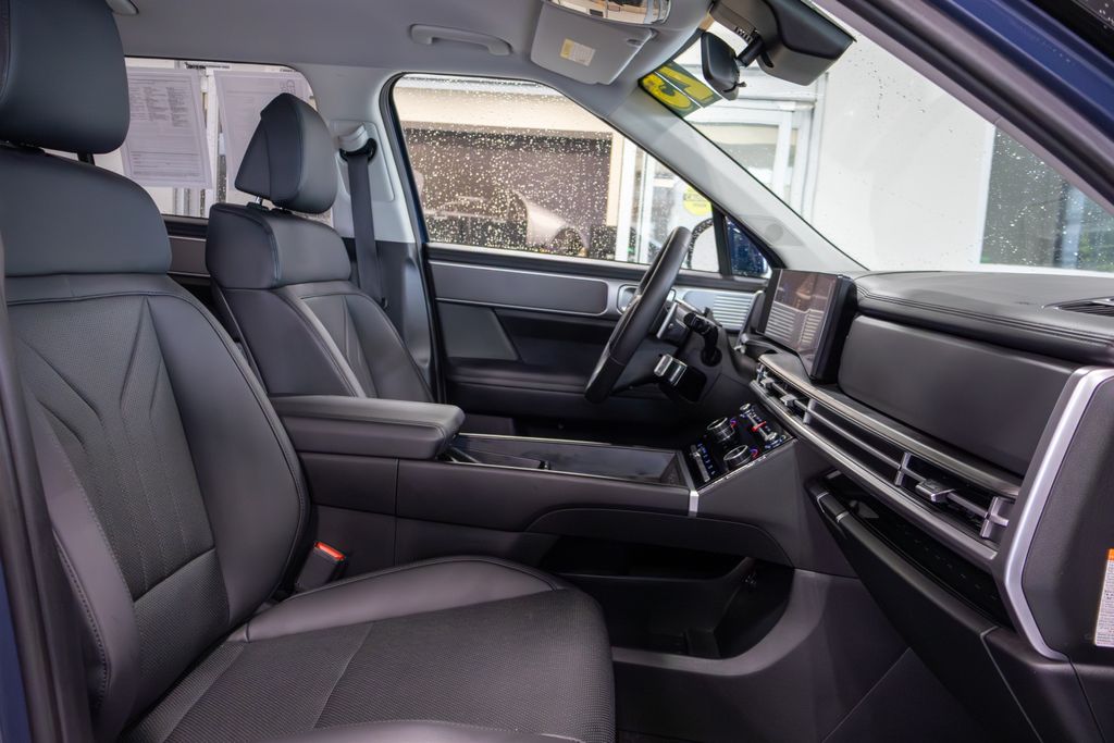 2025 Hyundai Santa Fe SEL - Photo 12