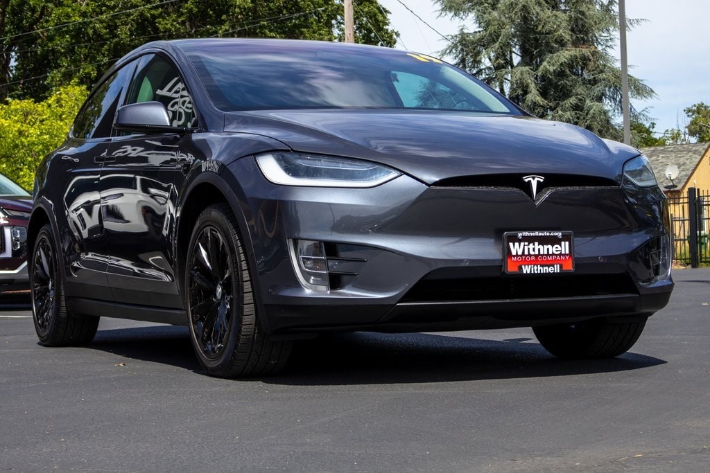 Used 2019 Tesla Model X Long Range with VIN 5YJXCDE2XKF182883 for sale in Salem, OR