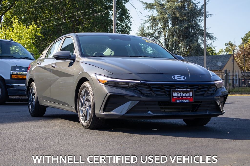 Used 2024 Hyundai Elantra SEL Sedan