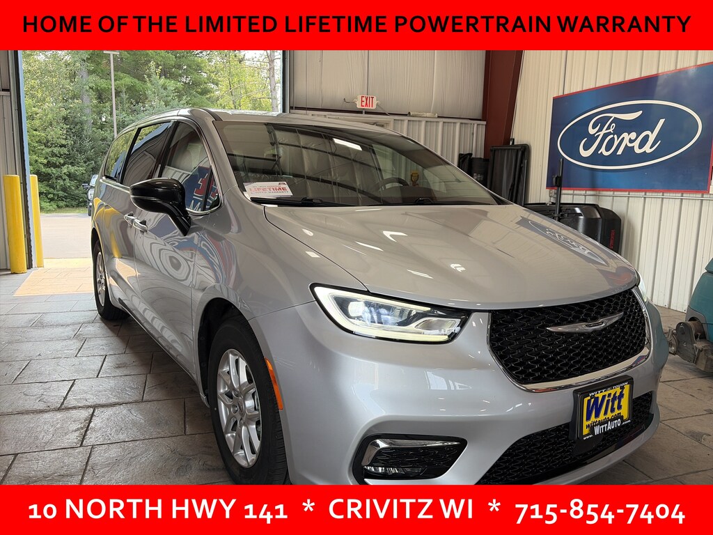 Used 2024 Chrysler Pacifica Touring L Touring L FWD