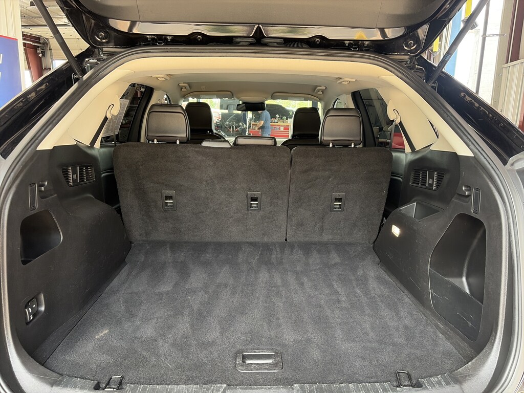 Used 2024 Ford Edge